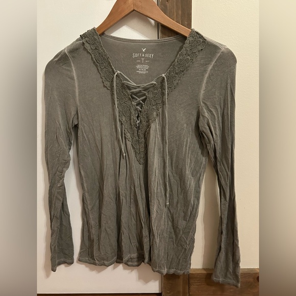 American Eagle Outfitters Tops - American Eagle Outfitters Lace-Up Long Sleeve Top - Green